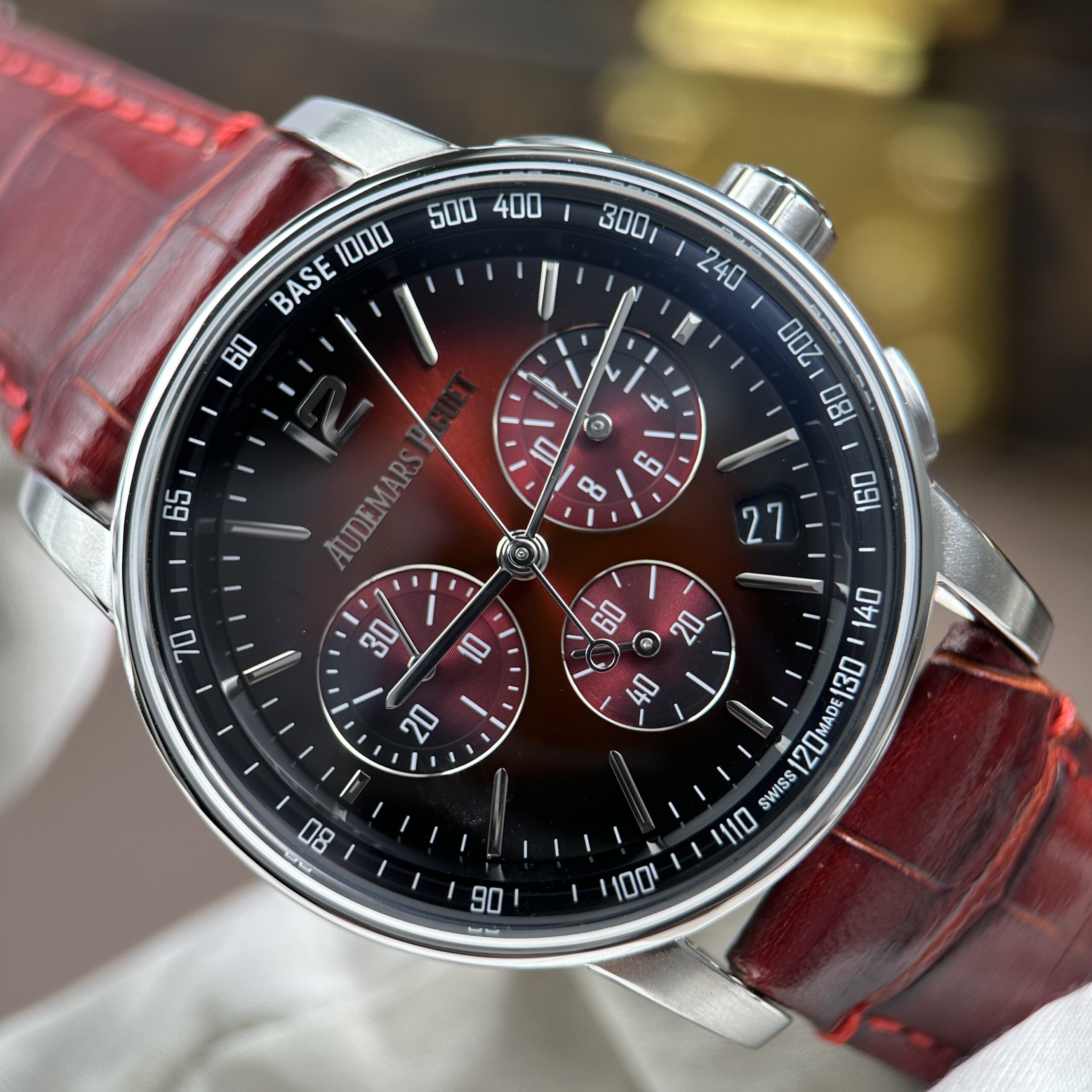 Đồng hồ Audemars Piguet Code 11.59 Rep cao cấp mặt số màu đỏ tía nhà máy APS 41mm (7) Đồng hồ Audemars Piguet Code 11.59 Rep cao cấp mặt số màu đỏ tía nhà máy APS 41mm (1)