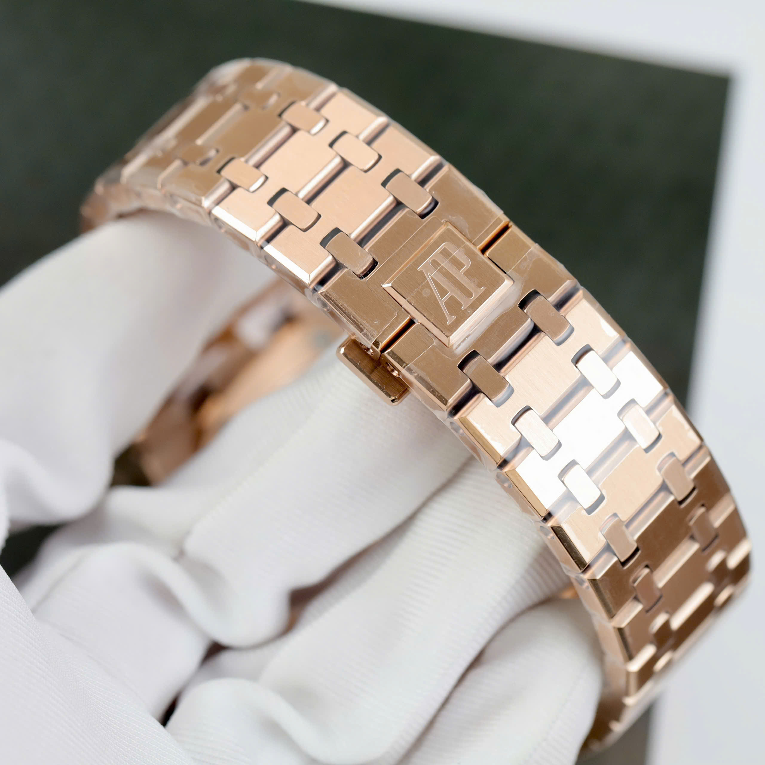 Đồng hồ Audemars Piguet Rep cao cấp Royal Oak Selfwinding Flying Tourbillon 26730OR mặt xám phun cát 41mm (2) Đồng hồ Audemars Piguet Rep cao cấp Royal Oak Selfwinding Flying Tourbillon 26730OR mặt xám phun cát 41mm (2)