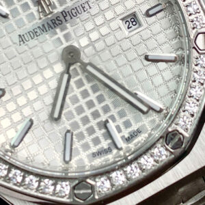 Đồng hồ Audemmars Piguet Royal Oak 15550 nữ đính đá dây kim loại fake cao cấp 34mm