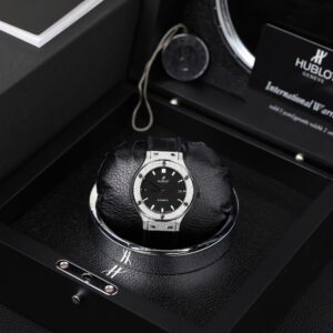 Đồng hồ Hublot Classic Fusion Replica 11 màu đen đính moissanite HongKong 38mm (2)