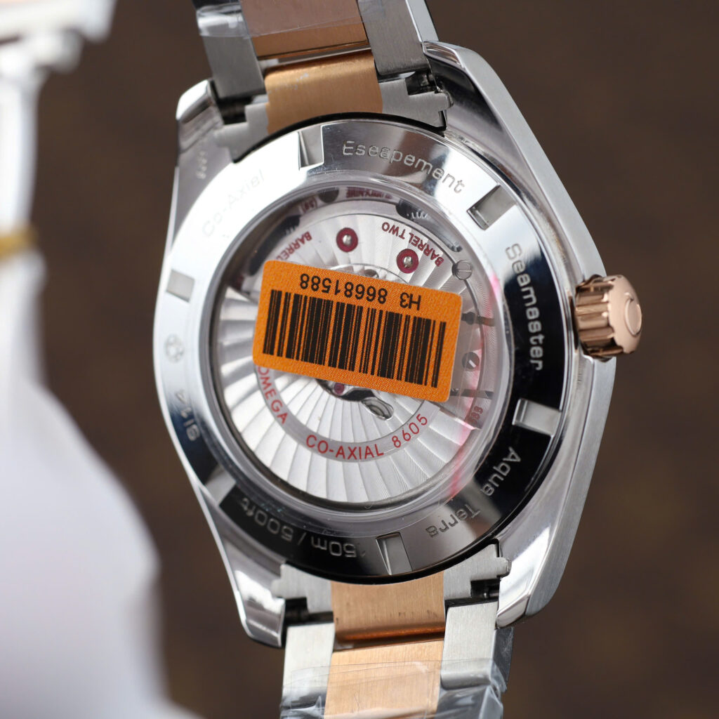 Đồng hồ Omega Seamaster Aqua Terra GMT Rep 11 mặt nâu chocolate dây kim loại xưởng VS 41 (2)