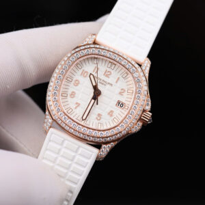 Đồng hồ Patek Philippe Aquanaut 5067 chế tác vỏ bọc vàng 18K đính full moissanite 35 (2)