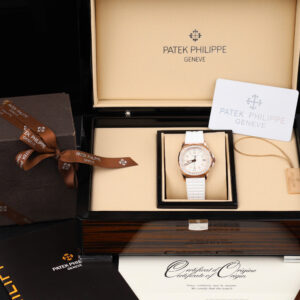 Đồng hồ Patek Philippe Aquanaut 5067 chế tác vỏ bọc vàng 18K viền đính moissanite 35 (2)