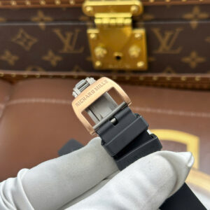 Đồng hồ Richard Mille RM67-01 Rep cao cấp vỏ mạ vàng hồng đính full moissanite 38.7×47 (2)