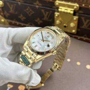 Đồng hồ Rolex Day-Date Rep 11 mặt MOP vỏ mạ vàng máy calibre 3255 xưởng RC 40mm (2)