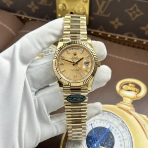 Đồng hồ Rolex Day-Date Rep 11 mặt vàng champagne cọc số đá máy calibre 3255 xưởng RC 40mm (1)