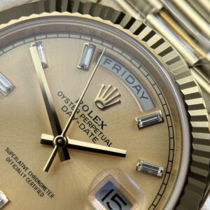 Đồng hồ Rolex Day-Date Rep 11 mặt vàng champagne cọc số đá máy calibre 3255 xưởng RC 40mm (1)