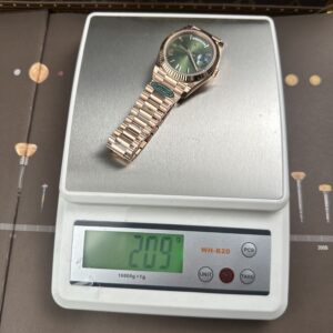 Đồng hồ Rolex Day-Date Rep 11 mặt xanh lá cây mạ vàng hồng nặng 212 gram xưởng RC 40mm (1)