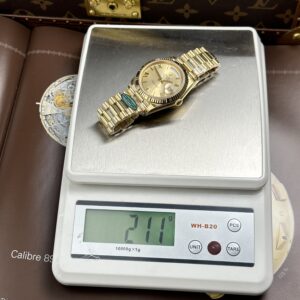 Đồng hồ Rolex Day-Date Rep cao cấp mặt vàng champagne nặng 212 gram bộ máy calibre 3255 xưởng RC 40mm (2)