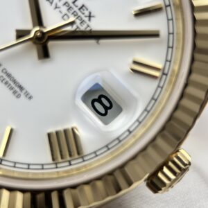 Đồng hồ Rolex Day-Date Replica 11 mặt số màu trắng trọng lượng nặng 212 gram nhà máy RC 40mm (2)