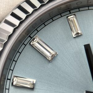 Đồng hồ Rolex Day-Date Replica 11 mặt xanh băng cọc số đá bộ máy calibre 3255 xưởng RC 40mm (2)