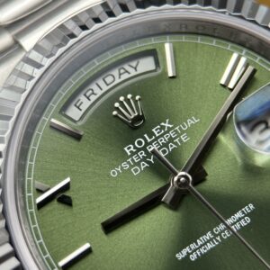 Đồng hồ Rolex Day-Date Replica 11 mặt xanh lá cây nặng 212 gram bộ máy calibre 3255 xưởng RC 40mm (1)