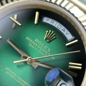 Đồng hồ Rolex Day-Date Replica 11 mặt xanh lá ombre trọng lượng nặng 212 gram nhà máy RC 40mm (1)