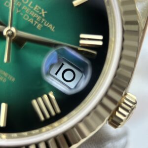 Đồng hồ Rolex Day-Date Replica 11 mặt xanh lá ombre trọng lượng nặng 212 gram nhà máy RC 40mm (1)