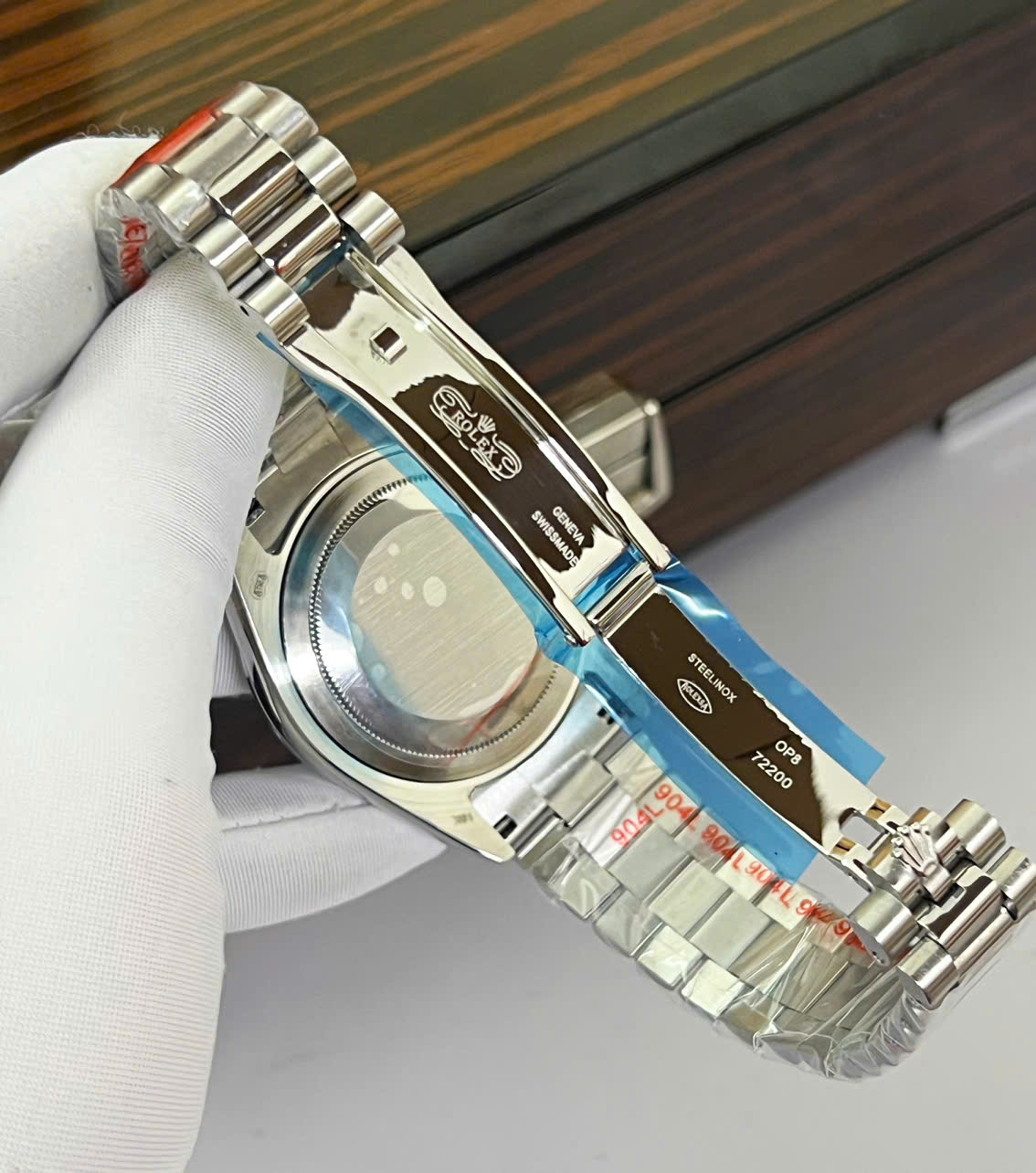 Đồng hồ Rolex Day-Date nam mặt xanh blue cọc số dạ quang fake cao cấp 40mm (6) Đồng hồ Rolex Day-Date nam mặt xanh blue cọc số dạ quang fake cao cấp 40mm