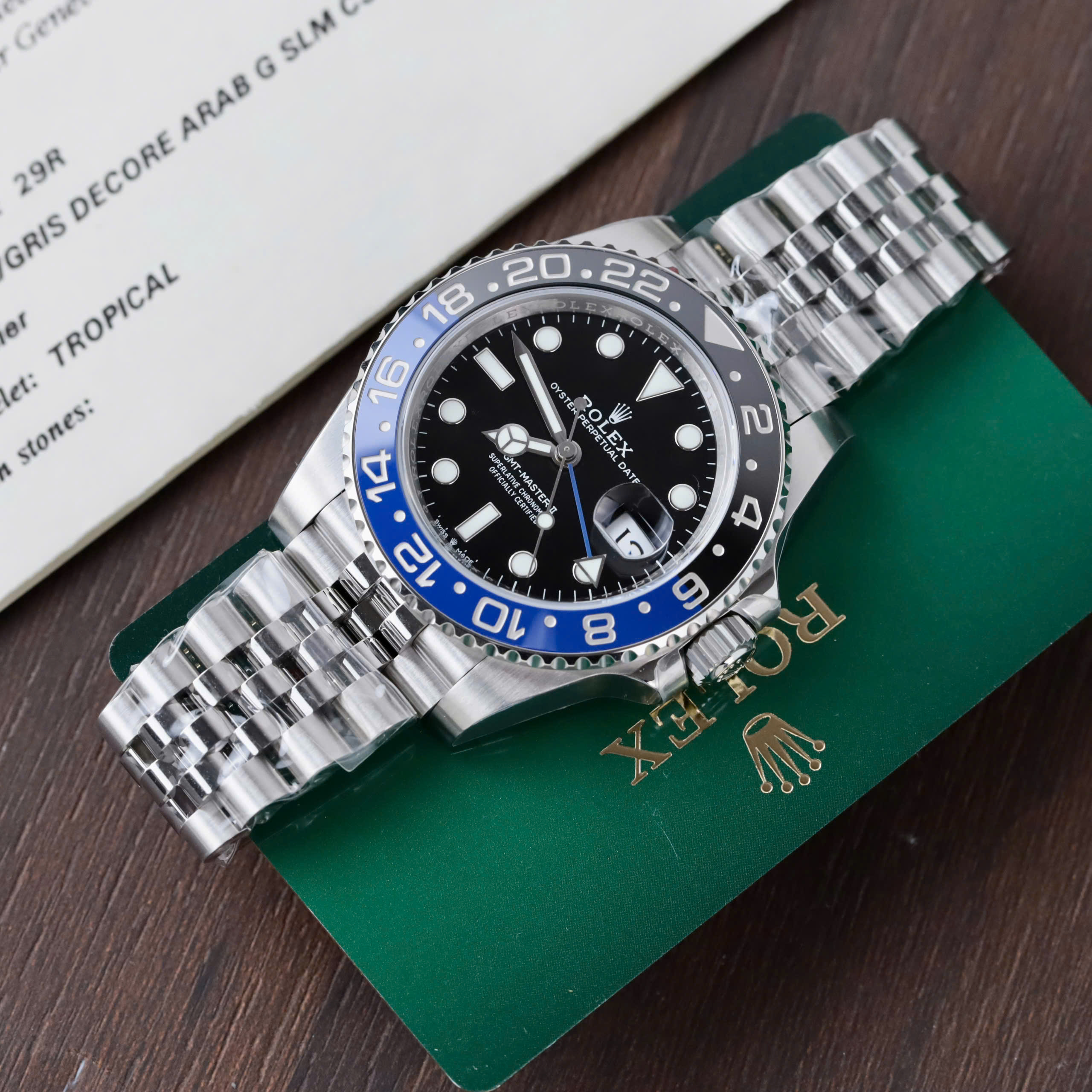 Đồng hồ Rolex GMT-Master II 126710BLNR Batgirl Rep 11 viền gốm xanh đen nhà máy VS 40mm (8) Đồng hồ Rolex GMT-Master II 126710BLNR Batgirl Rep 11 viền gốm xanh đen nhà máy VS 40mm (2)