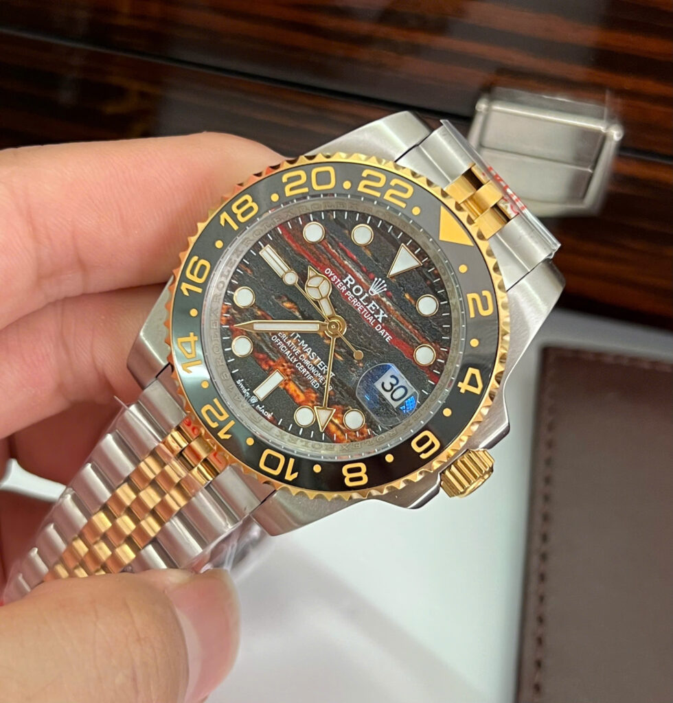 Đồng hồ Rolex GMT-Master II Nam demi mặt đá mắt hổ fake cao cấp 40mm