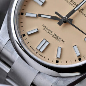 Đồng hồ Rolex Oyster Perpetual 134300 Fake 11 mặt số màu be dây kim loại xưởng VS 41mm (1)