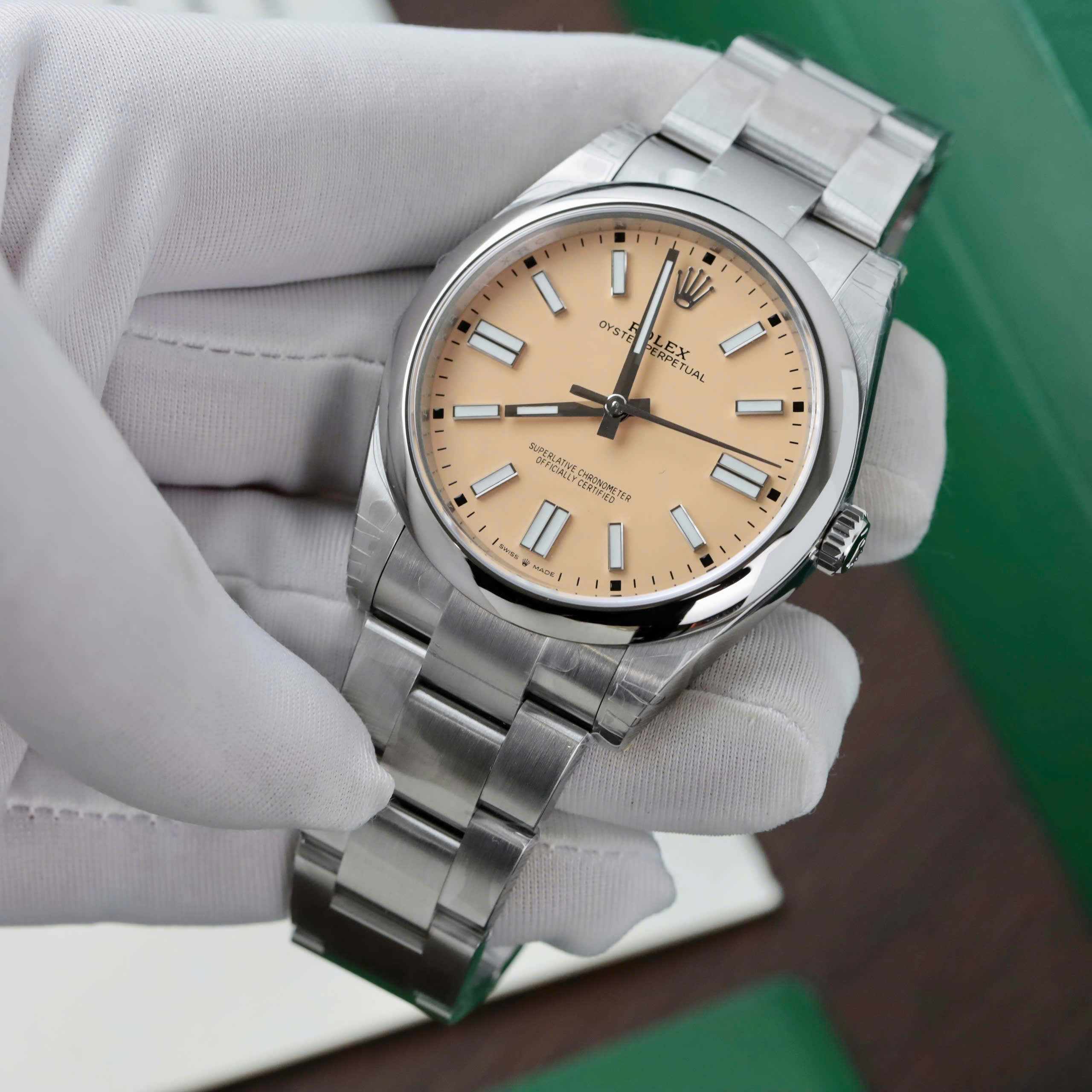 Đồng hồ Rolex Oyster Perpetual 134300 Fake 11 mặt số màu be dây kim loại xưởng VS 41mm (7) Đồng hồ Rolex Oyster Perpetual 134300 Fake 11 mặt số màu be dây kim loại xưởng VS 41mm (1)