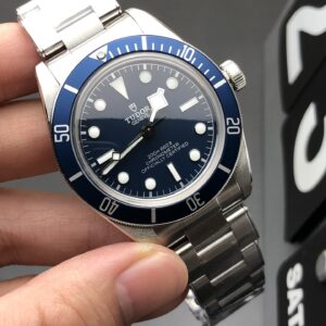 Đồng hồ Tudor Black Bay Fifty Eight M79030N Replica 11 mặt xanh dương máy cơ Thuỵ Sỹ xưởng ZF 39mm (2)