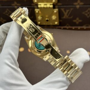 Đồng hồ nam Rolex Day-Date Rep cao cấp mặt xanh lá cây bộ máy calibre 3255 xưởng RC 40mm (2)