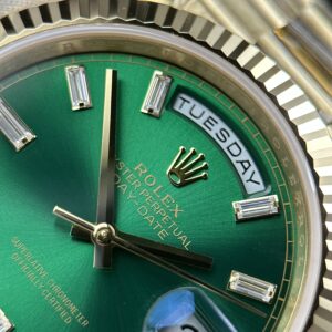 Đồng hồ nam Rolex Day-Date Rep cao cấp mặt xanh lá cây bộ máy calibre 3255 xưởng RC 40mm (2)