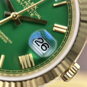 Đồng hồ nam Rolex Day-Date Replica 11 mặt xanh lá cây vỏ mạ vàng nặng 212 gram xưởng RC 40mm (2)