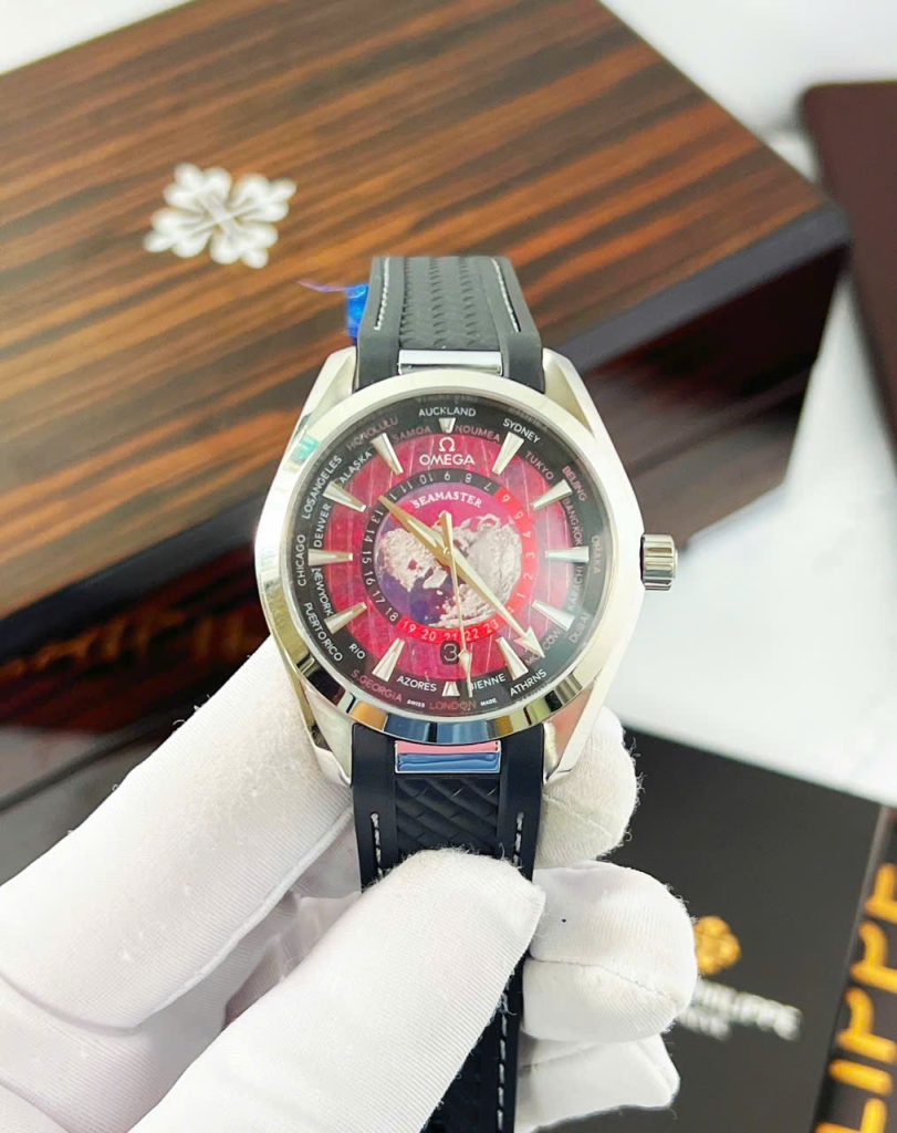 Đồng Hồ Omega Seamaster nam dây cao su mặt bản đồ máy cơ nhật giá rẻ 42mm