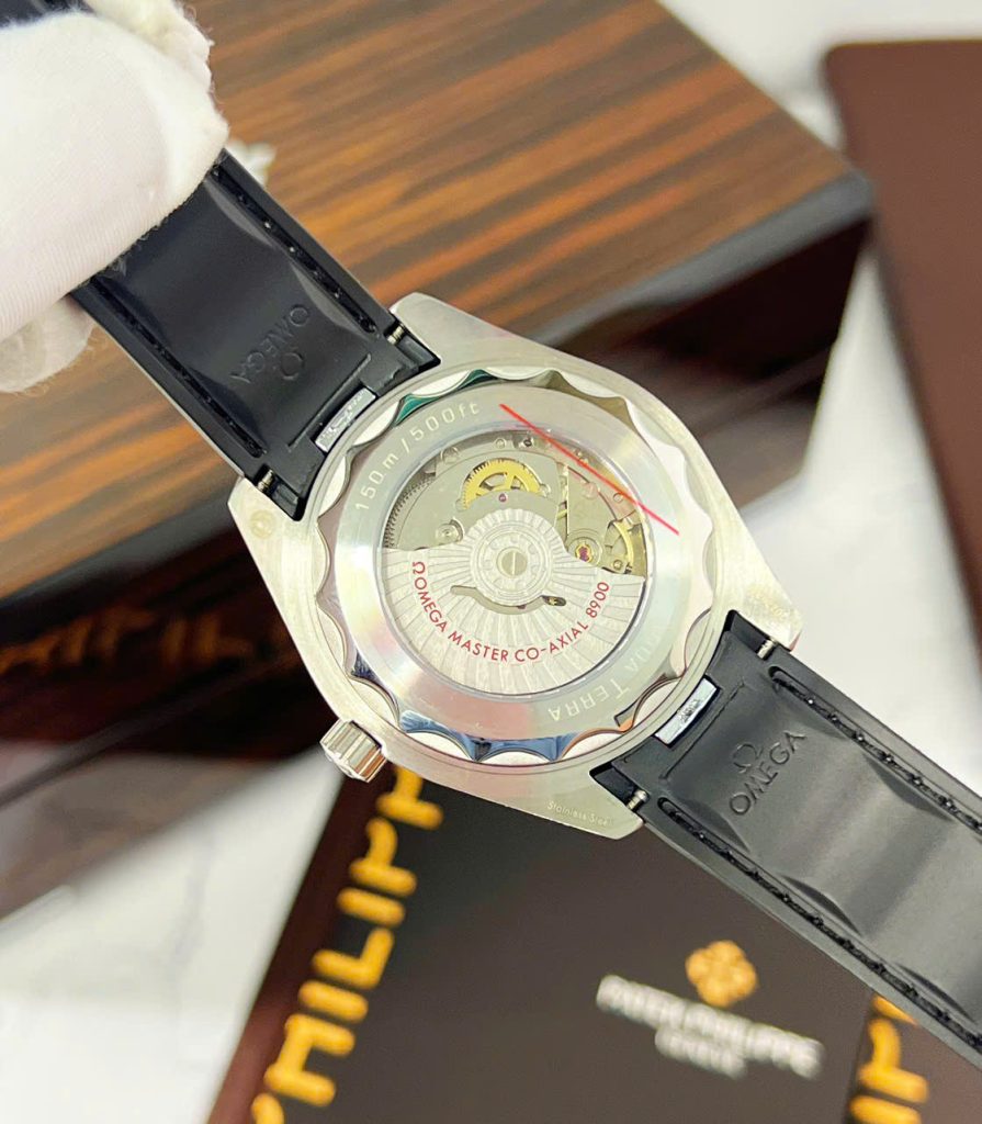 Đồng Hồ Omega Seamaster nam dây cao su mặt bản đồ máy cơ nhật giá rẻ 42mm