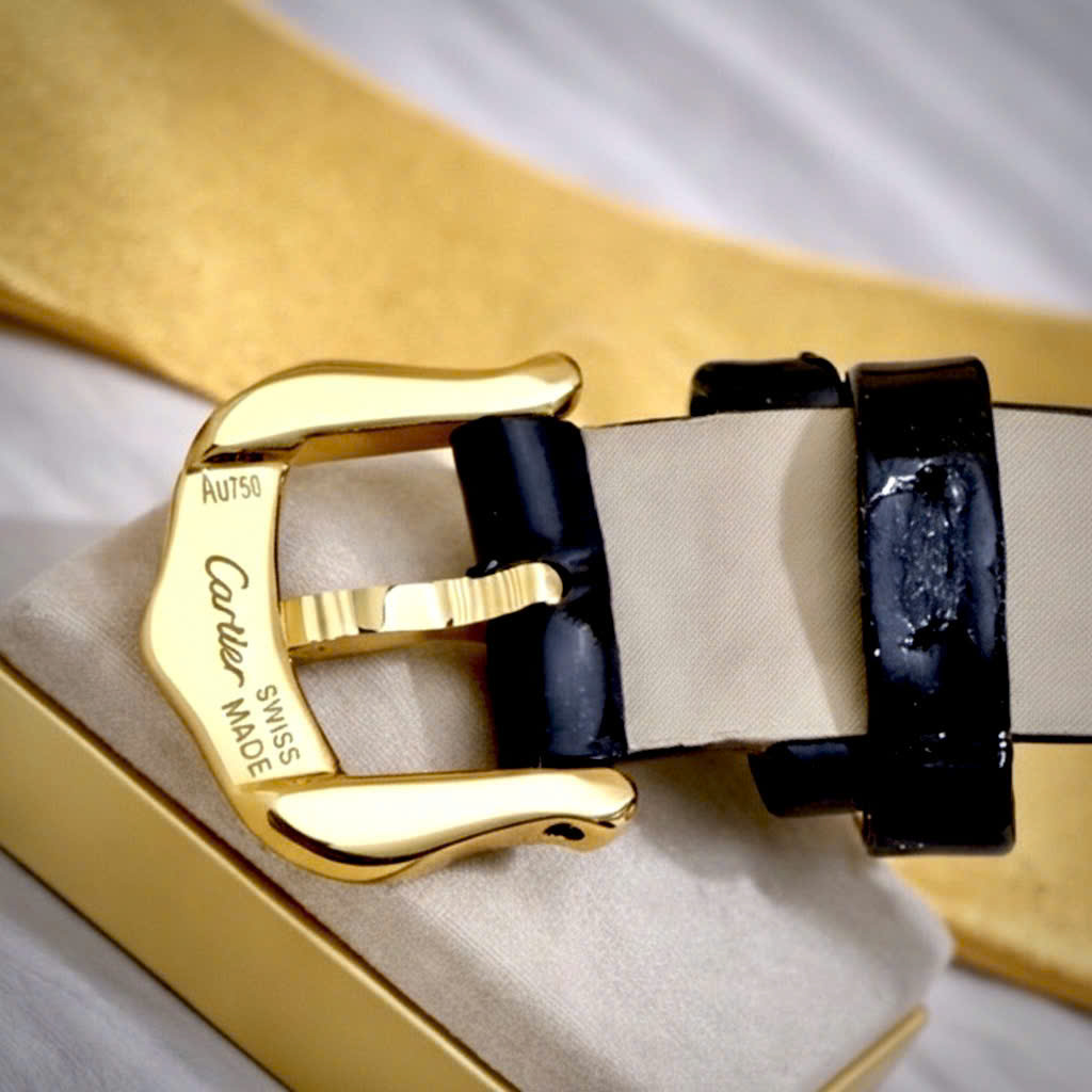 Đồng hồ Cartier Fake Cao Cấp Baignoire 1920 WGBA0022 Vàng Gold Dây Da 23x31mm (9) Đồng hồ Cartier Fake Cao Cấp Baignoire 1920 WGBA0022 Vàng Gold Dây Da 23x31mm